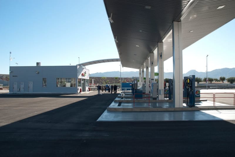 Dog-Friendly M5 Motorway Services 2026: Stop & Walk Guide